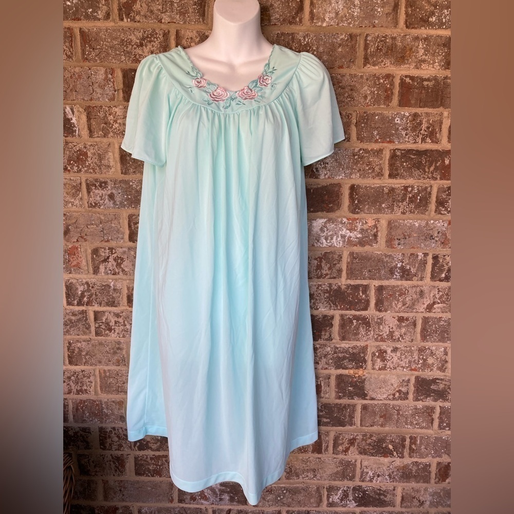 Shadowline Nightgown Roses Size Small Vintage - Picture 5 of 10